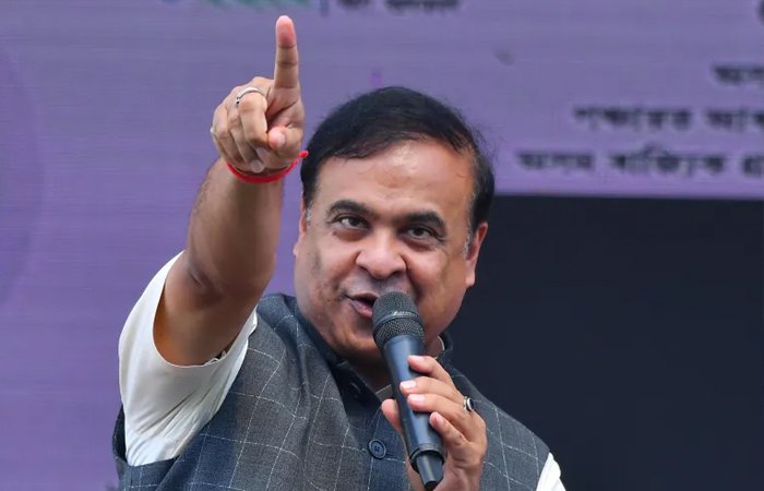 हिमंता बिस्वा सरमा के बयान से गुस्साया बांग्लादेश, भारतीय उच्चायुक्त को किया तलब हिमंता बिस्वा सरमा के बयान से गुस्साया बांग्लादेश, भारतीय उच्चायुक्त को किया तलब