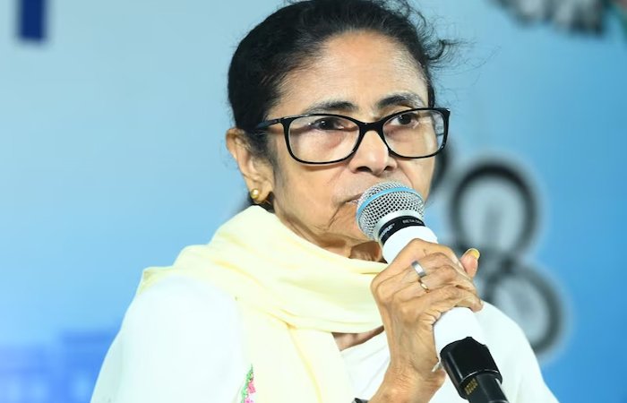 ममता बोलीं- राज्यपाल को इस्तीफा देने नहीं जाऊंगी… हारे नहीं, हराया गया ममता बोलीं- राज्यपाल को इस्तीफा देने नहीं जाऊंगी... हारे नहीं, हराया गया
