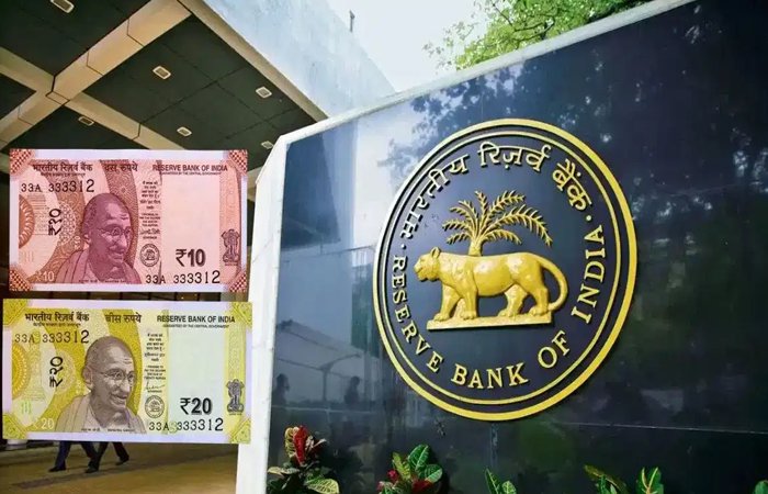 RBI कर सकता है प्लास्टिक नोटों की शुरुआत, पायलट प्रोजेक्ट की तैयारी की चर्चा तेज RBI कर सकता है प्लास्टिक नोटों की शुरुआत, पायलट प्रोजेक्ट की तैयारी की चर्चा तेज