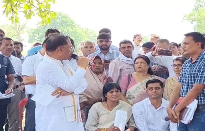 रायपुर में शुरू होगा ‘सुशासन तिहार’, 11 मई से होगा जनसमस्या निवारण, 10 जोन में लगेंगे शिविर रायपुर में शुरू होगा ‘सुशासन तिहार’, 11 मई से होगा जनसमस्या निवारण ,10 जोन में लगेंगे शिविर