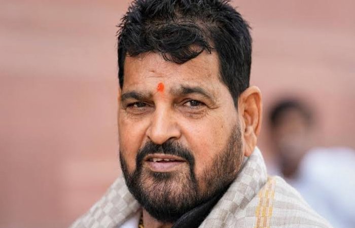 बृजभूषण सिंह के खिलाफ फिर कोर्ट पहुंचीं 4 महिला रेसलर: यौन उत्पीड़न केस में बरी करने के फैसले को चुनौती बृजभूषण सिंह के खिलाफ फिर कोर्ट पहुंचीं 4 महिला रेसलर: यौन उत्पीड़न केस में बरी करने के फैसले को चुनौती