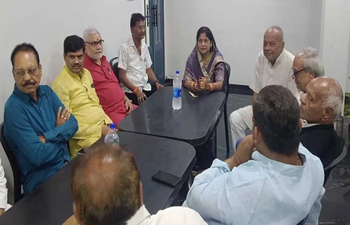 खैरागढ़ नगर पालिका चुनाव की तैयारी तेज: कांग्रेस ने 20 वार्डों में नियुक्त किए चुनाव प्रभारी खैरागढ़ नगर पालिका चुनाव की तैयारी तेज: कांग्रेस ने 20 वार्डों में नियुक्त किए चुनाव प्रभारी
