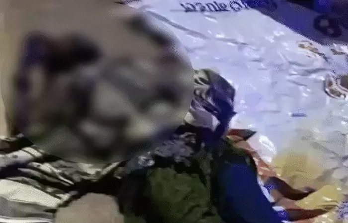राजधानी में गर्लफ्रेंड को जिंदा जलाने की कोशिश: पेट्रोल डालकर लगाई आग, वारदात के बाद भागा बॉयफ्रेंड राजधानी में गर्लफ्रेंड को जिंदा जलाने की कोशिश: पेट्रोल डालकर लगाई आग, वारदात के बाद भागा बॉयफ्रेंड