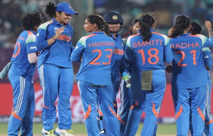 रायपुर में 16-18-20 अक्टूबर को भारत-जिम्बाब्वे महिला टीमें भिड़ेंगी: T-20 सीरीज की टिकट बिक्री 10 से रायपुर में 16-18-20 अक्टूबर को भारत-जिम्बाब्वे महिला टीमें भिड़ेंगी: T-20 सीरीज की टिकट बिक्री 10 से