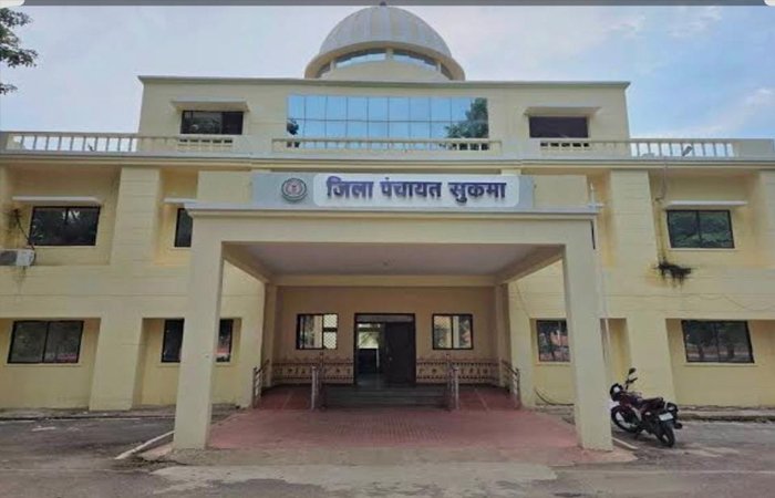 भ्रष्टाचार और लापरवाही पर सुकमा जिला पंचायत का बड़ा प्रहार: आवास योजना में गड़बड़ी करने वाला पंचायत सचिव तत्काल प्रभाव से सस्पेंड भ्रष्टाचार और लापरवाही पर सुकमा जिला पंचायत का बड़ा प्रहार: आवास योजना में गड़बड़ी करने वाला पंचायत सचिव तत्काल प्रभाव से सस्पेंड